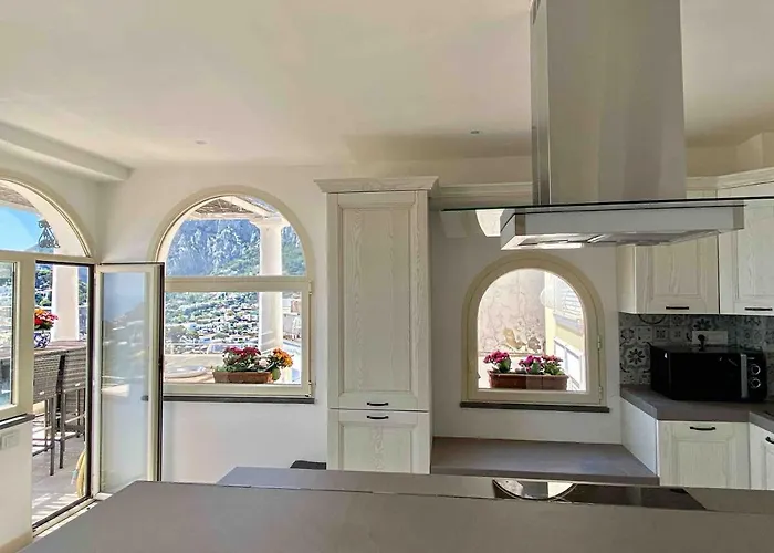 La Grande Perla 3 Bedroom Capri